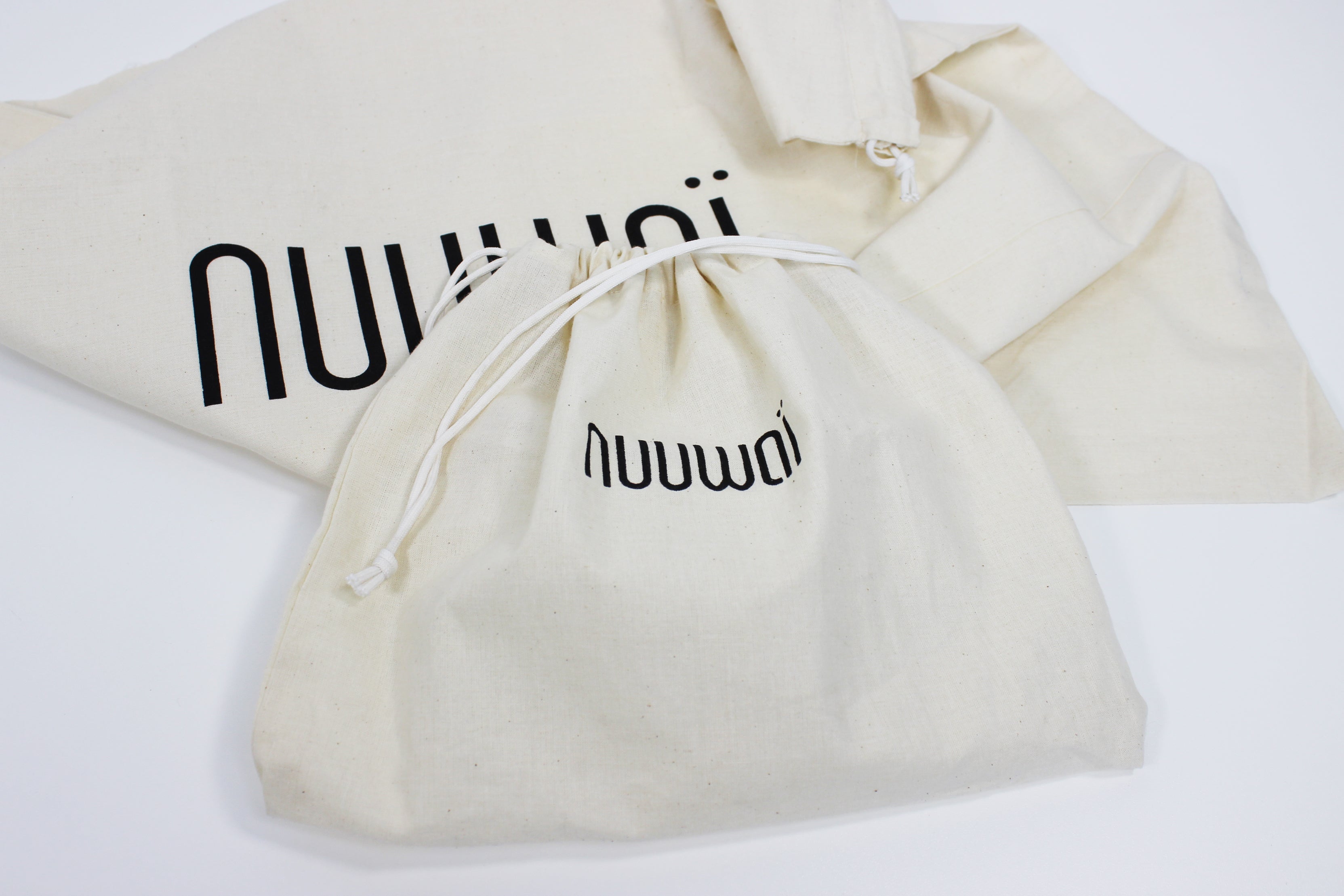Dust bags by nuuwaï, sustainable packaging for shipping